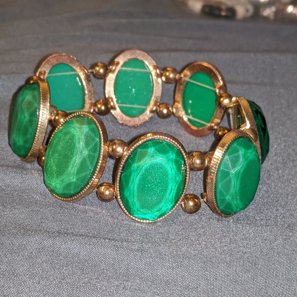 Vintage Emerald & Gold Statement Bracelet